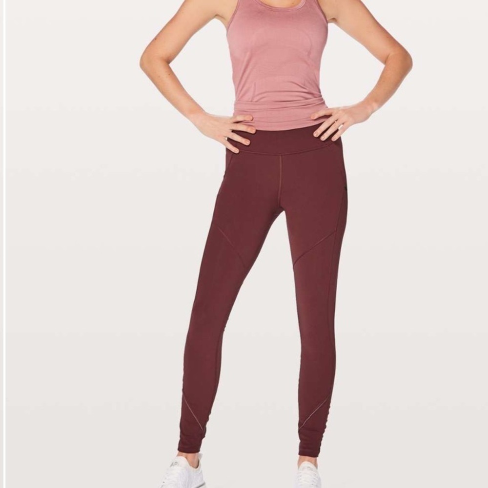 Lululemon Rain-On Train-On Tight
Redwood